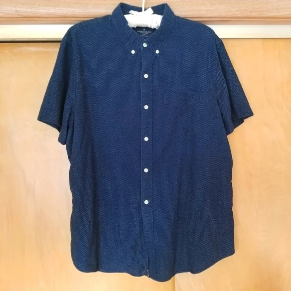 AE Classic Fit Short Sleeve Button Down - Picture 1 of 6